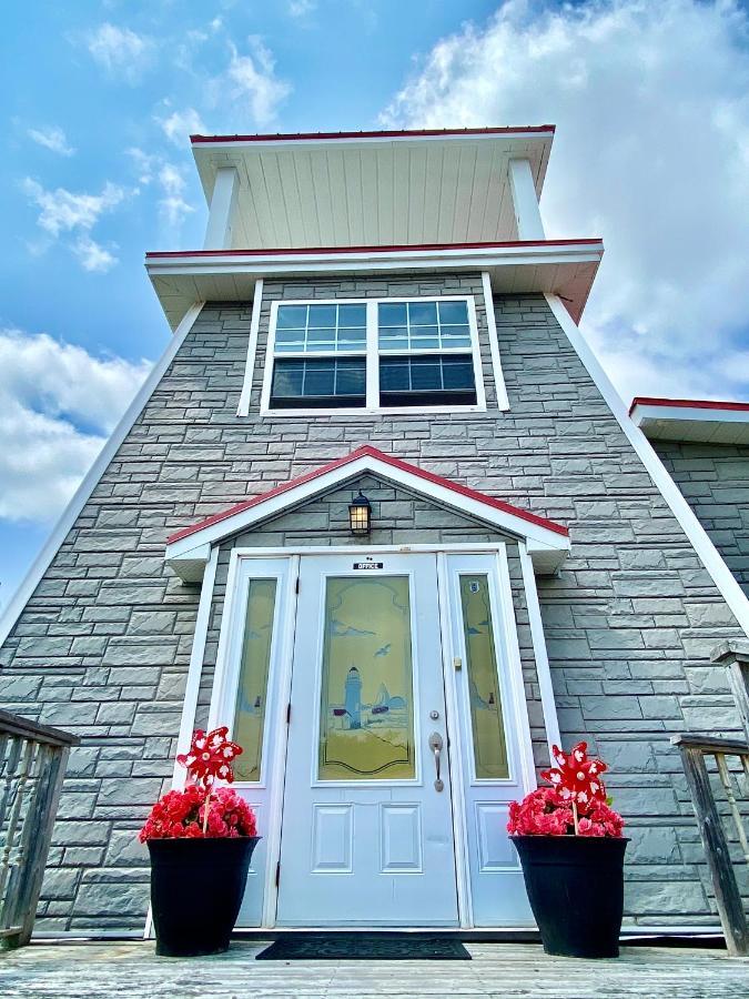 The Waterfront Motel Grand Barachois Extérieur photo