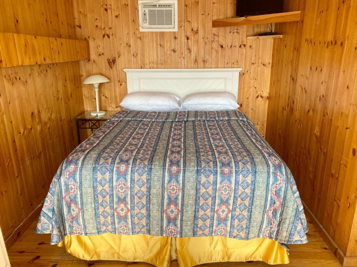 The Waterfront Motel Grand Barachois Extérieur photo