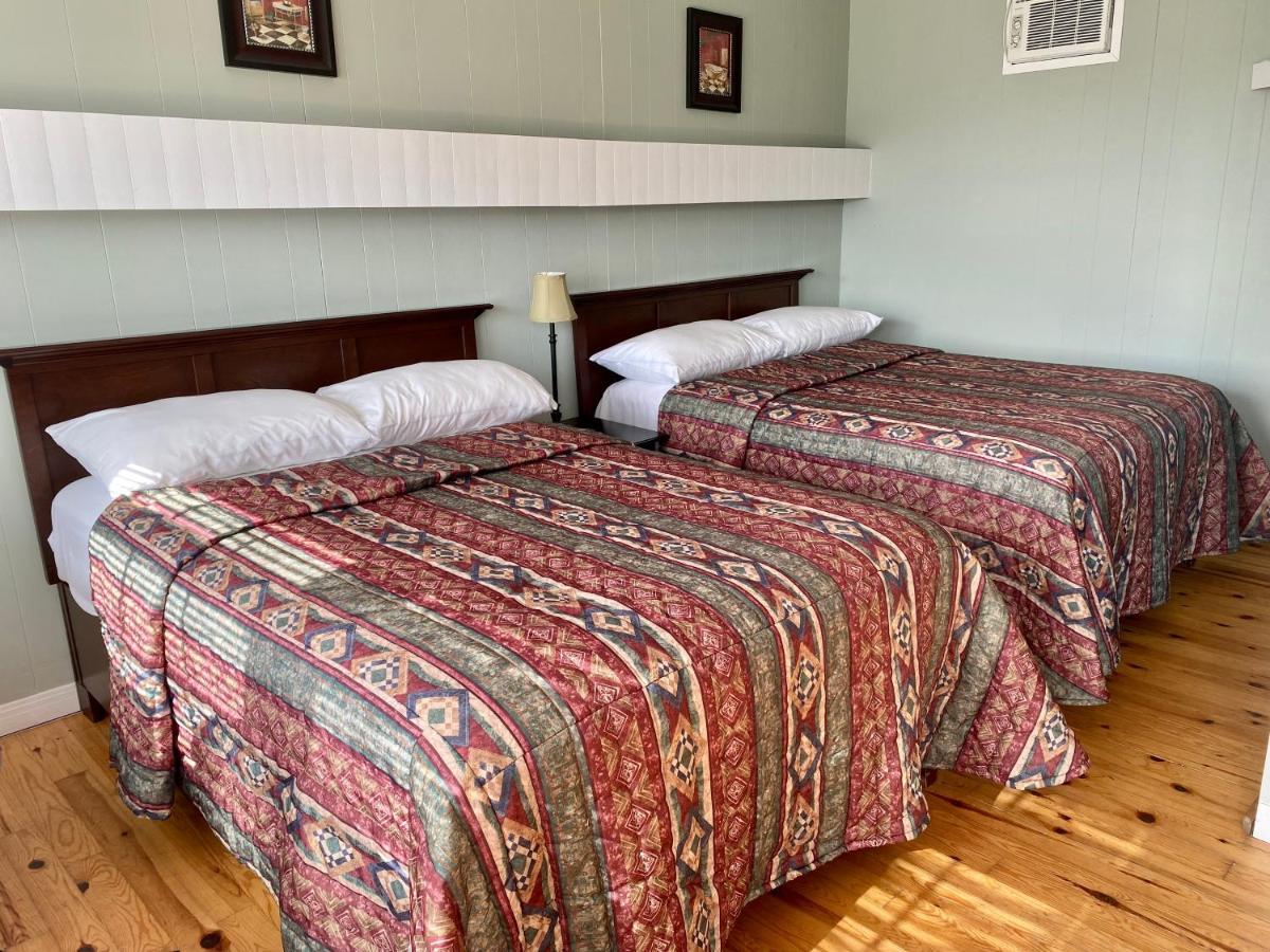 The Waterfront Motel Grand Barachois Extérieur photo