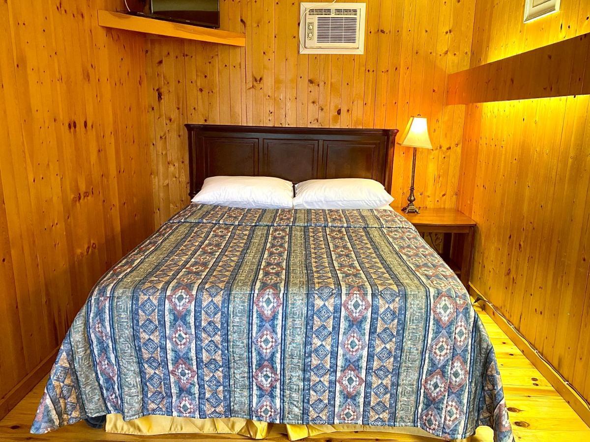 The Waterfront Motel Grand Barachois Extérieur photo