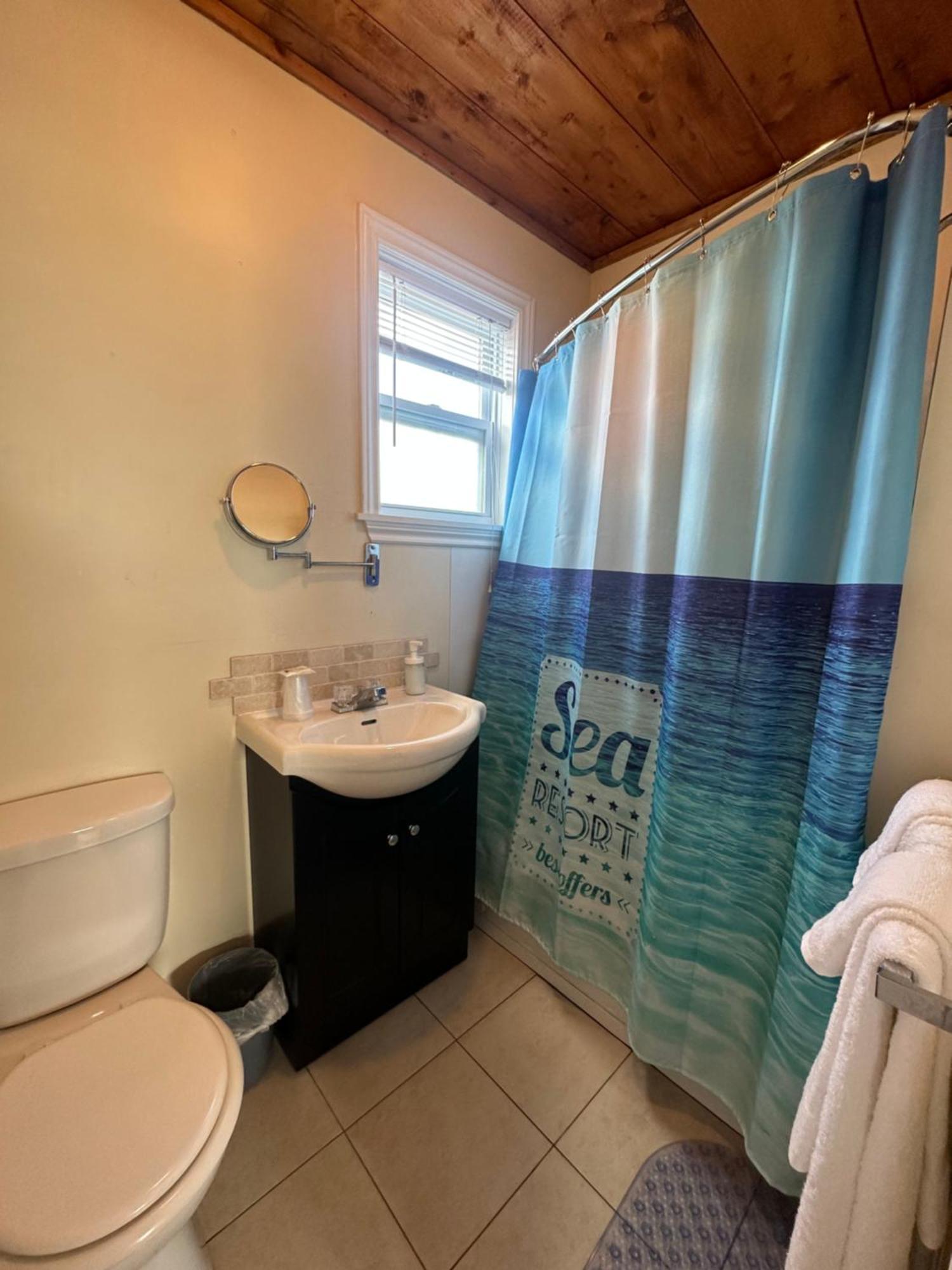 The Waterfront Motel Grand Barachois Extérieur photo