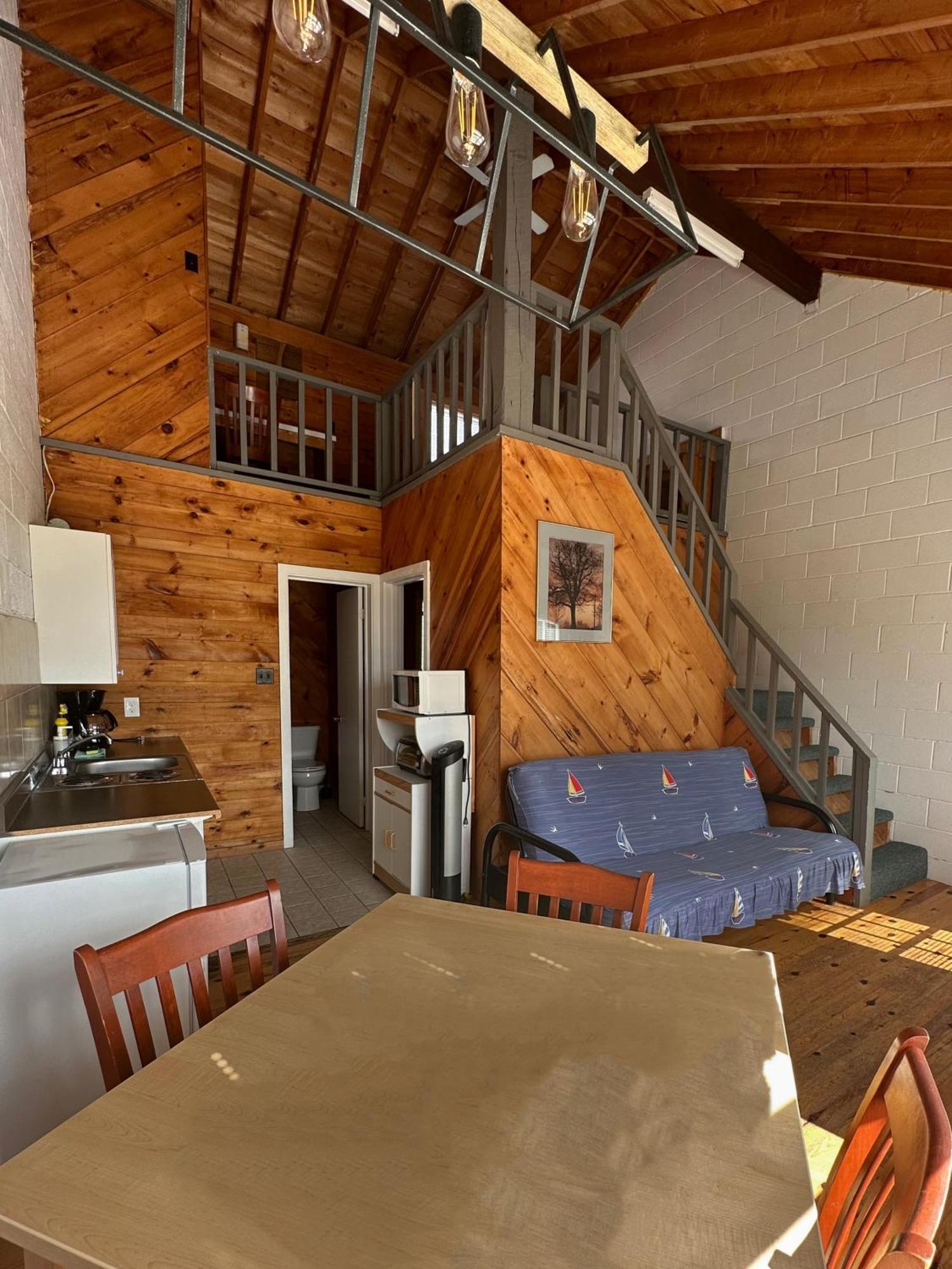The Waterfront Motel Grand Barachois Extérieur photo