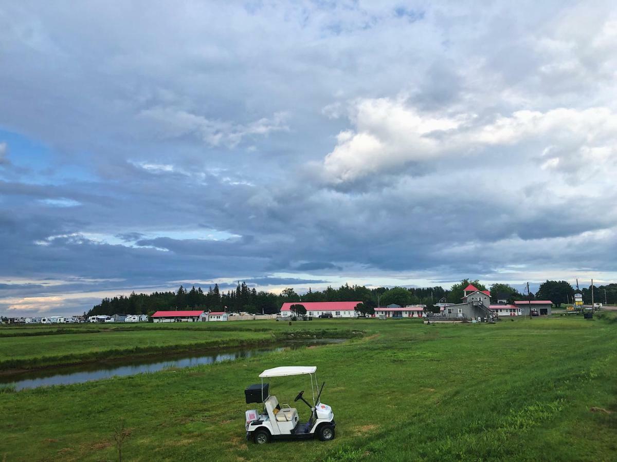The Waterfront Motel Grand Barachois Extérieur photo